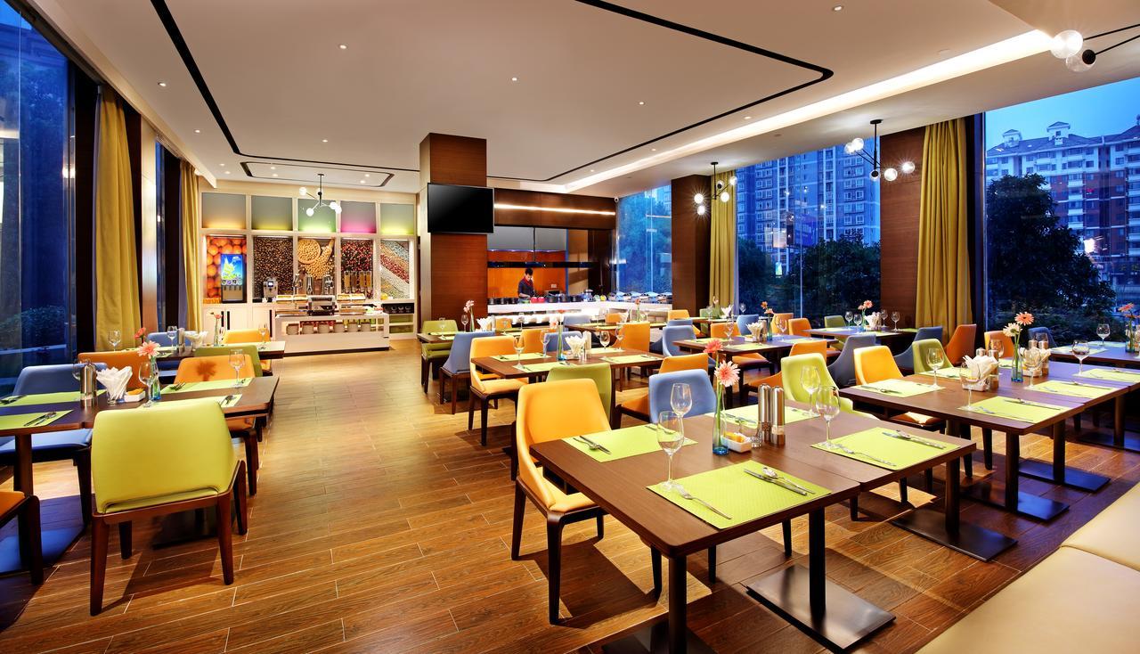 Hampton By Hilton Wuhan Tianhe Airport East Kültér fotó
